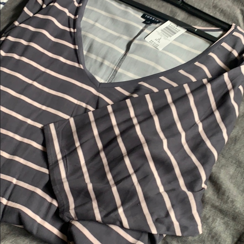 NWT Torrid 3/4 Sleeve Top Size 3